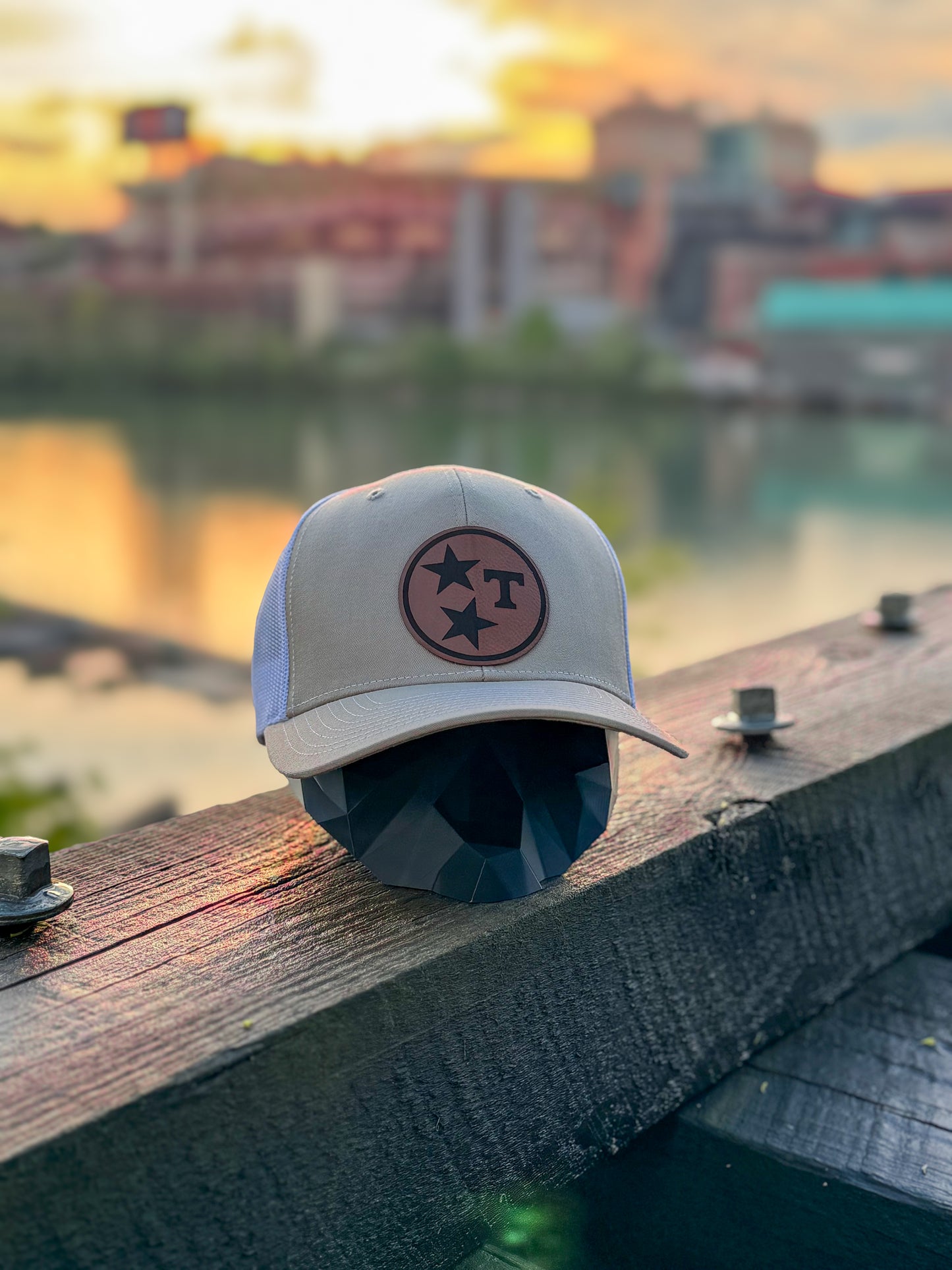 Tristar hat